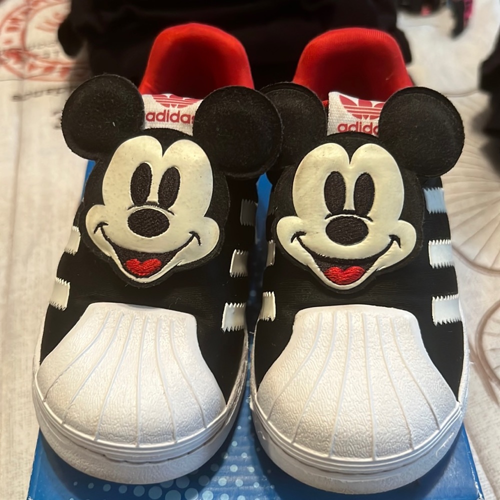 Adidas Disney size 8 toddler